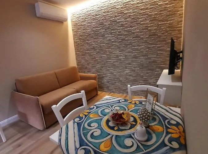 Apartment Ortigiacharmant